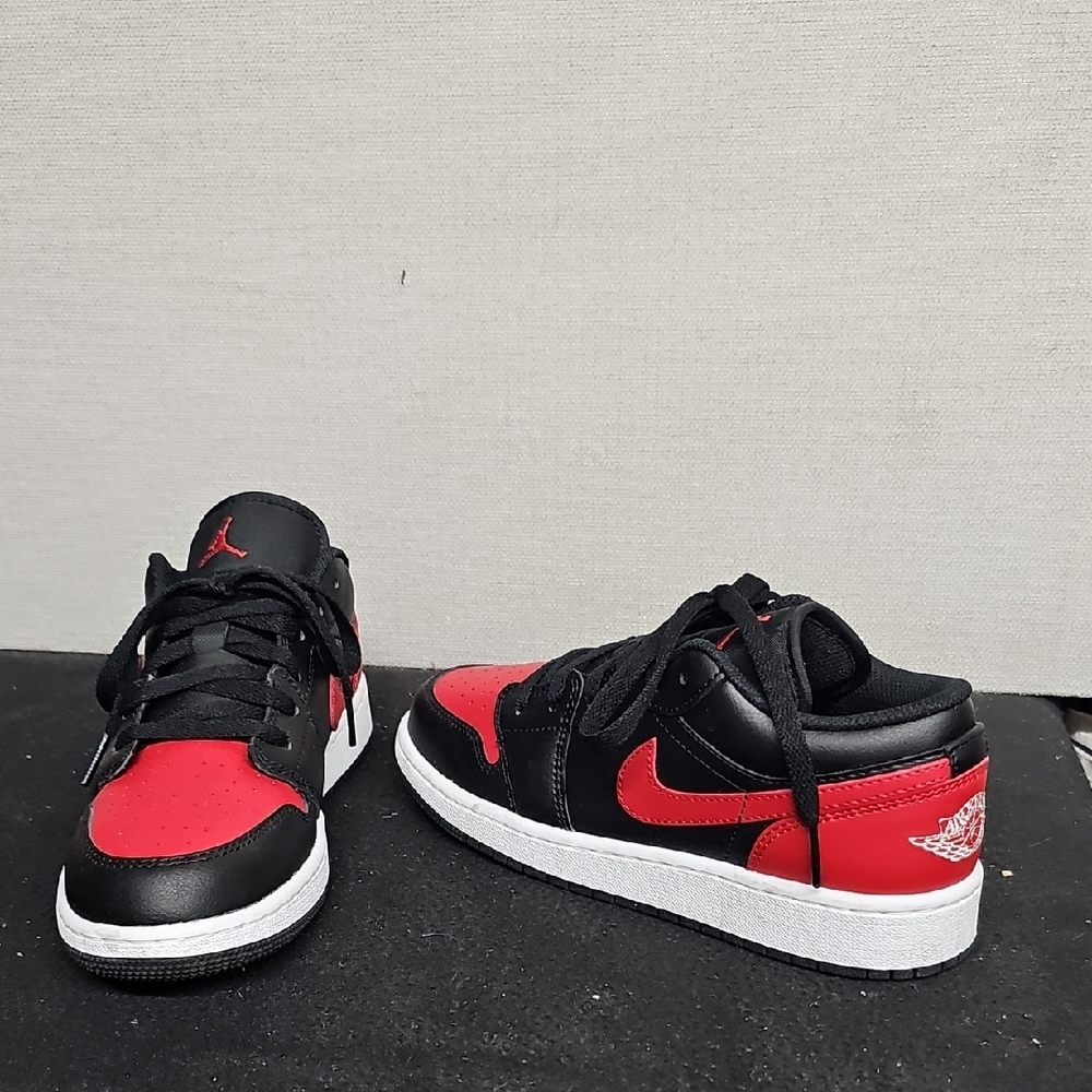 NIKE AIR JORDAN 1 BRED YOUTH SNEAKERS BFPM-02-139